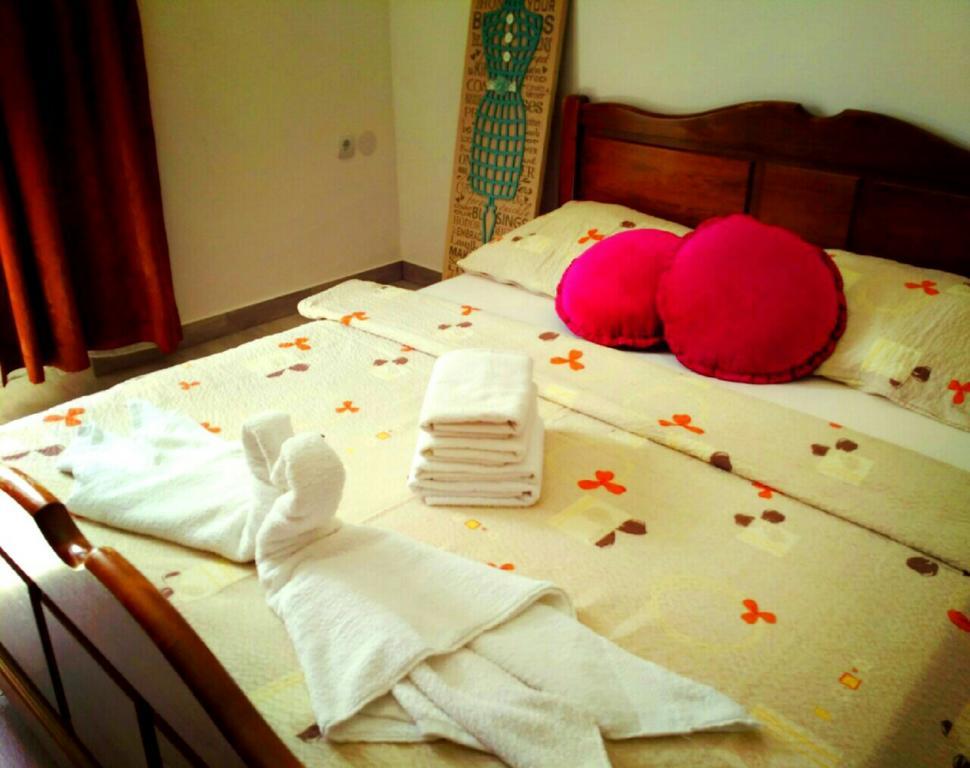 Guest House First Stop Rakovica Eksteriør billede