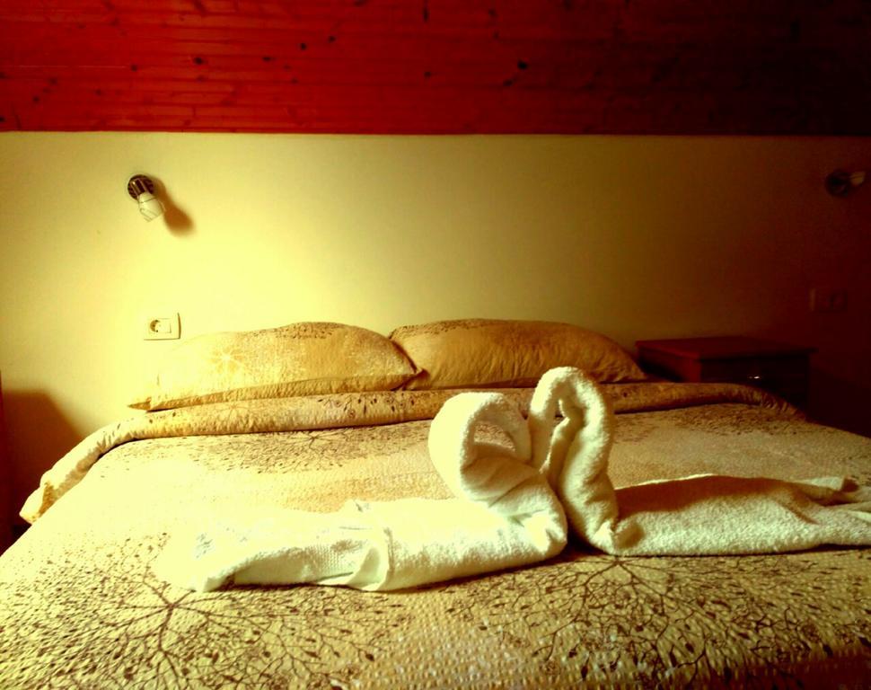 Guest House First Stop Rakovica Eksteriør billede